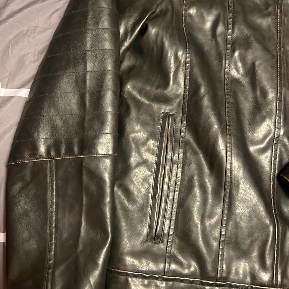 Levi Strauss Fleece Lined Leather Jacket - Picture 2 of 8